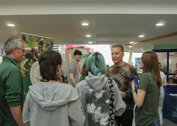 ChrisSpeakingToStudents